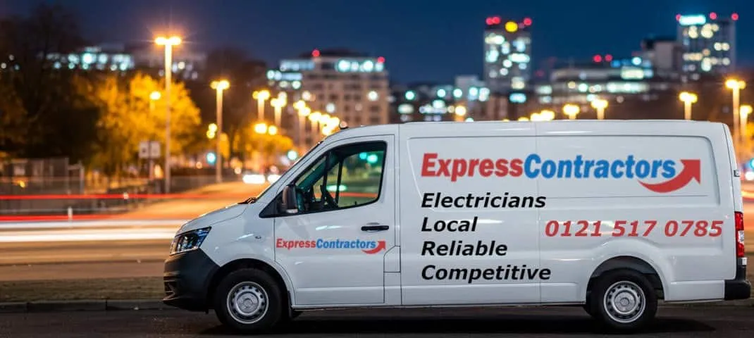 Express Contractors van with company livery and phone number 0121 517 0785